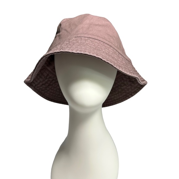 GAP Accessories - NWT GAP Bucket Hat